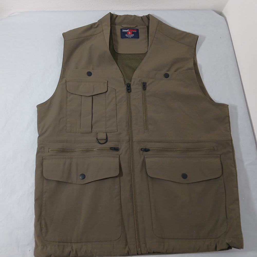 Roundtree & Yorke Men's Olive Vest
